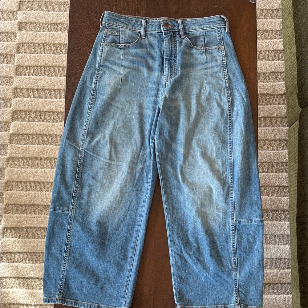 The Kenna Mid-rise Heritage Barrel Jeans by Pilcro /Anthropologie - Picture 6 of 6